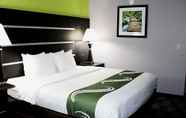 Bedroom 6 Quality Inn & Suites Bedford West
