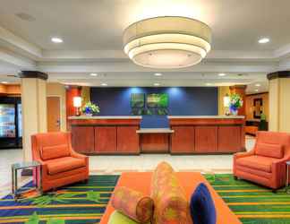 Lobi 2 Fairfield Inn and Suites by Marriott Laredo