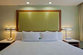 Bedroom 4 SpringHill Suites by Marriott Lansing