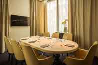 Functional Hall Park Hyatt Milano