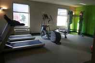 Fitness Center La Quinta Inn & Suites by Wyndham Jamestown