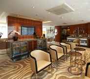 Bar, Cafe and Lounge 5 Ramada Plaza Shanghai Pudong Airport