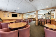 Bar, Cafe and Lounge Americas Best Value Inn & Suites St. Marys