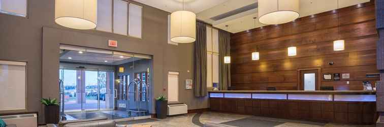 Lobi Sandman Hotel Calgary Airport