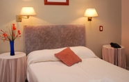 Kamar Tidur 5 Hotel Frossard