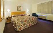 Kamar Tidur 5 Americas Best Value Inn Grand Forks