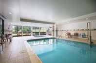 Swimming Pool Courtyard by Marriott Ewing Princeton