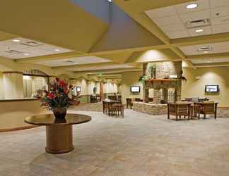 Lobi 2 Club Wyndham Resort at Fairfield Glade