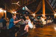 Bar, Kafe, dan Lounge Ferntree Rainforest Lodge