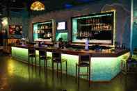 Bar, Kafe, dan Lounge Dubai Marine Beach Resort & Spa