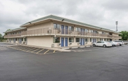 Luar Bangunan 3 Motel 6 Kansas City, MO - Airport