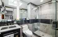 Toilet Kamar 6 Gansevoort Meatpacking