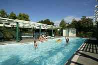 Swimming Pool Masterton Motor Lodge