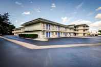 Exterior Motel 6 Lakeland, FL