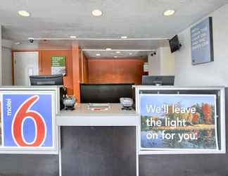 Lobi 2 Motel 6 New Cumberland, PA - Harrisburg - Hershey South