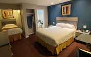 Bedroom 5 SureStay Hotel by Best Western San Rafael