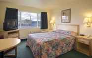 Bedroom 4 SureStay Hotel by Best Western San Rafael