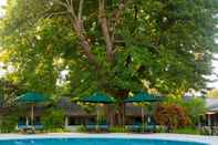 Swimming Pool Equator Village