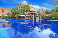 Swimming Pool Somadevi Angkor Premium