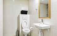 Toilet Kamar 5 Sofo Hotel