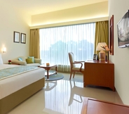 Bedroom 4 The Gateway Hotel Balaghat Road Gondia