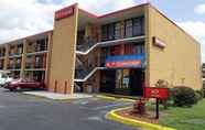 Bangunan 5 Econo Lodge