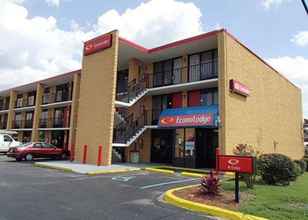 Luar Bangunan 4 Econo Lodge