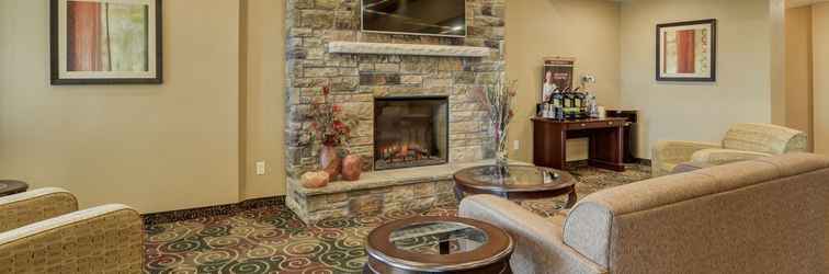 Lobby Cobblestone Inn & Suites - Eaton