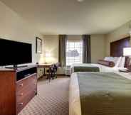 Bedroom 2 Cobblestone Inn & Suites - Eaton