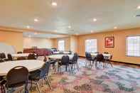 Functional Hall Cobblestone Hotel & Suites - Punxsutawney