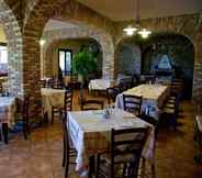 Restaurant 4 Masseria Rocca di Gonato