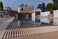 Swimming Pool Pattaya Blue Sky