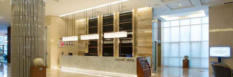 Lobby Isquare Hotel