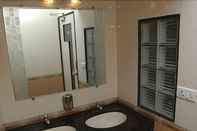 Toilet Kamar Nice Guest House