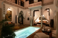 Kolam Renang Riad Andalouse