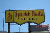 ภายนอกอาคาร Spanish Fiesta Resort