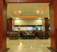 Lobi 4 Crown Tower Hotel