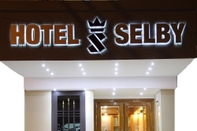 ภายนอกอาคาร Hotel Selby