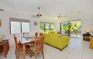 Kamar Tidur 4 Seascape Holiday-Tropical Reef Apartment