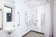 Toilet Kamar easyHotel Newcastle