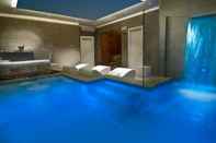 Swimming Pool Hotel Atlantic