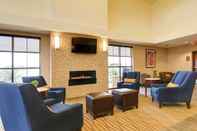 Lobby Comfort Suites Carlsbad