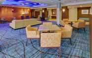 Lobi 5 Fairfield Inn & Suites by Marriott Rehoboth Beach