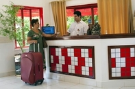 Lobby Hotel Bonsai