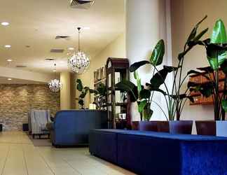 Lobby 2 BASE Holidays - Ettalong Beach Premium Apartments