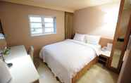 Bedroom 2 Kindness Hotel - Tainan Chihkan Tower