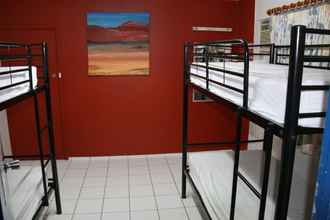 Kamar Tidur 4 Waterfront Backpackers - Hostel