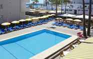 Swimming Pool 4 Universal Hotel Bikini