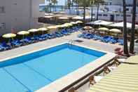 Swimming Pool Universal Hotel Bikini