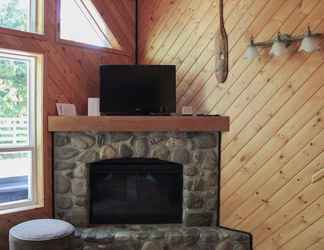 Lobby 2 Wild Pacific Waterfront Cabins